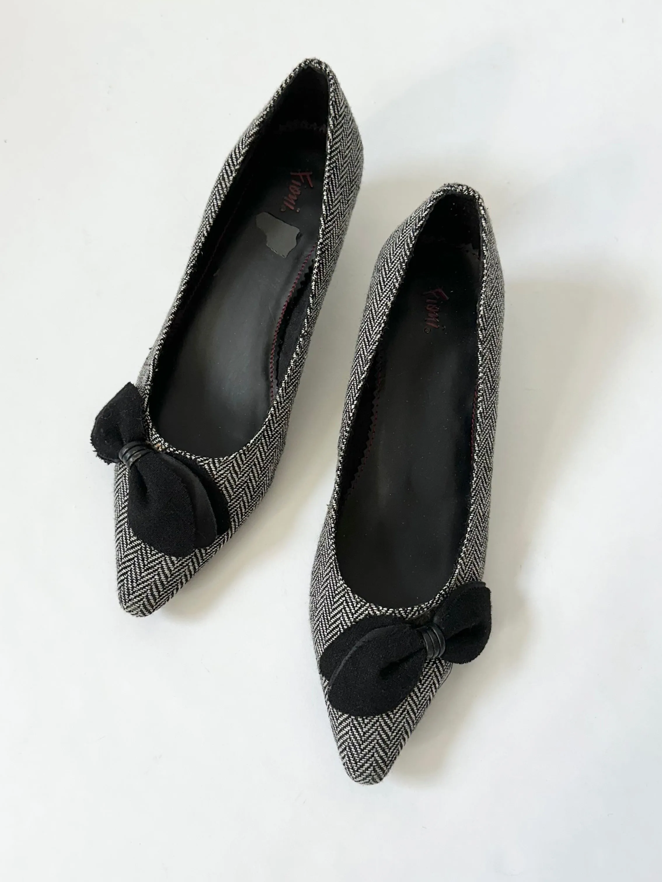 Black Bow Tweed Kitten Heel Pumps (7.5)