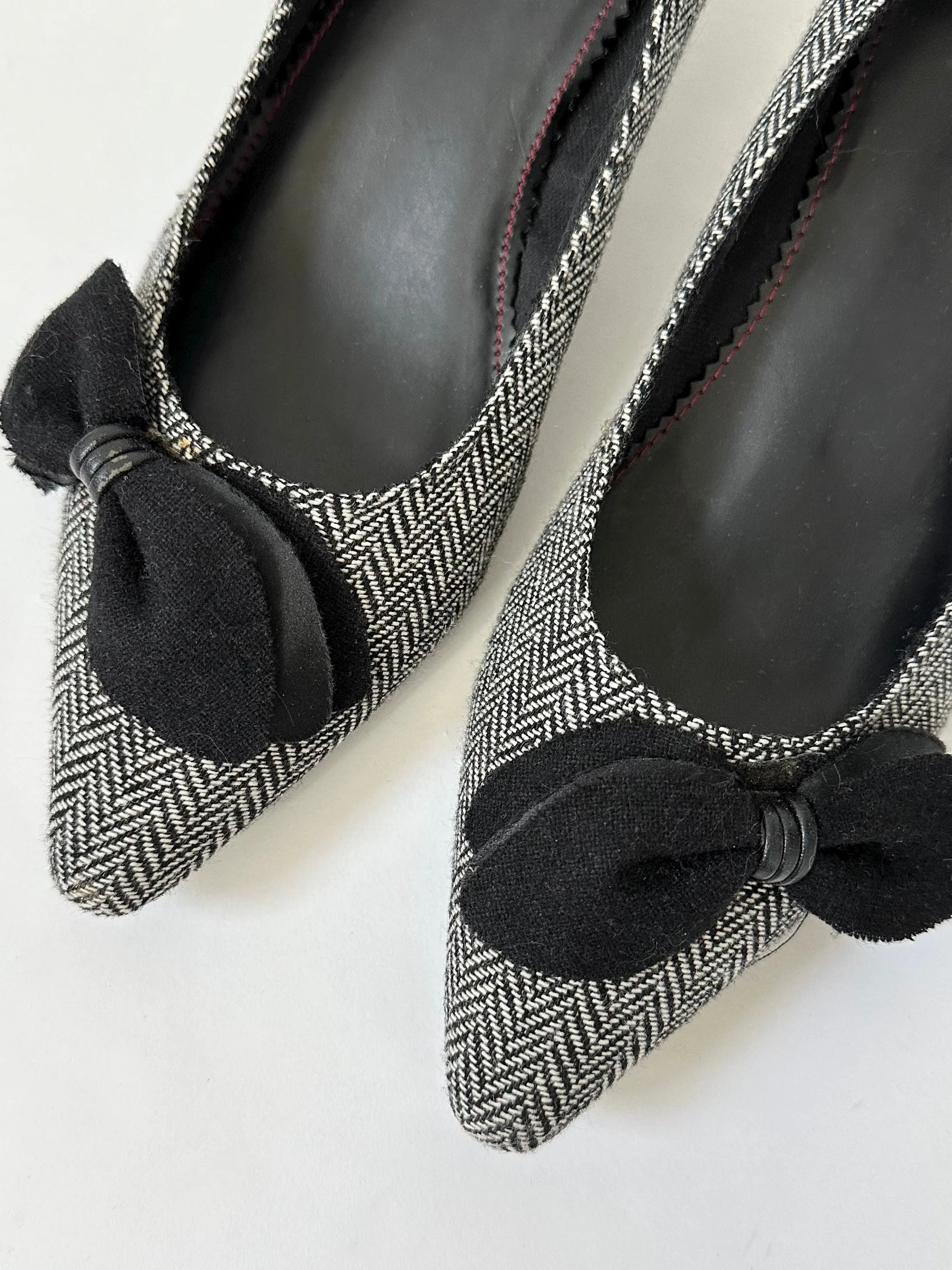 Black Bow Tweed Kitten Heel Pumps (7.5)
