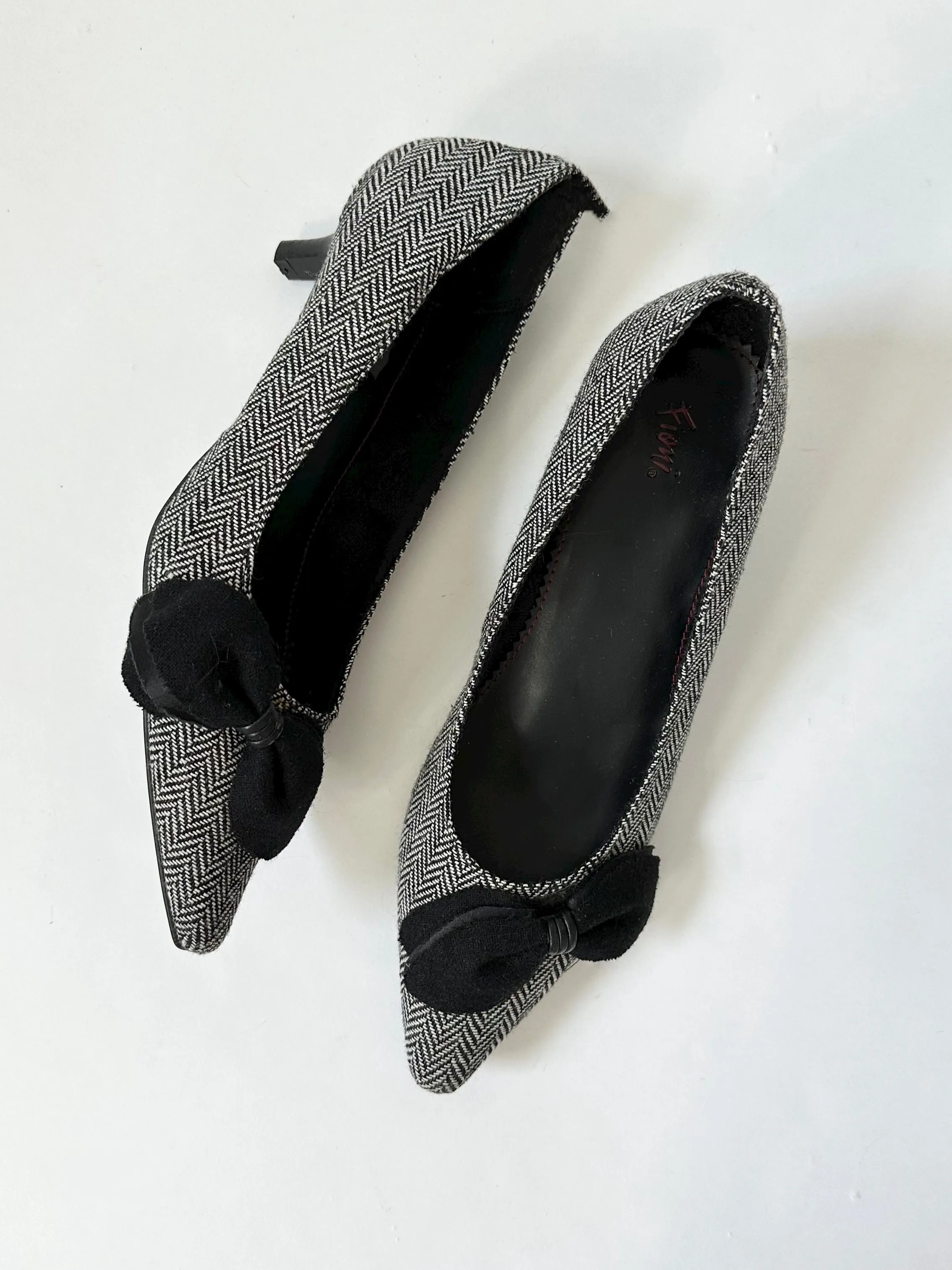 Black Bow Tweed Kitten Heel Pumps (7.5)