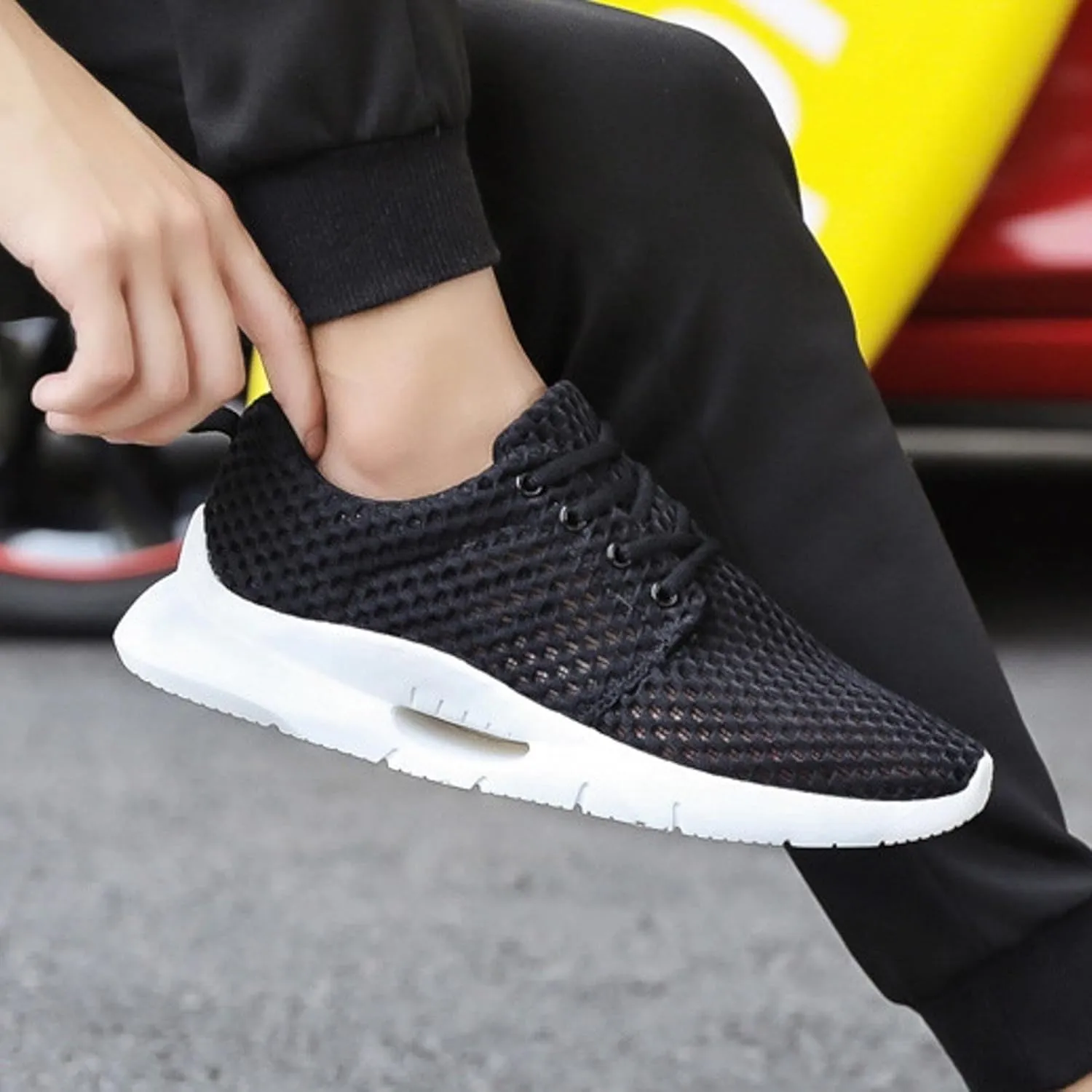 Casual Walking Shoes Men's Breathable and Comfortable Soft Sole Comfortable Sneakers