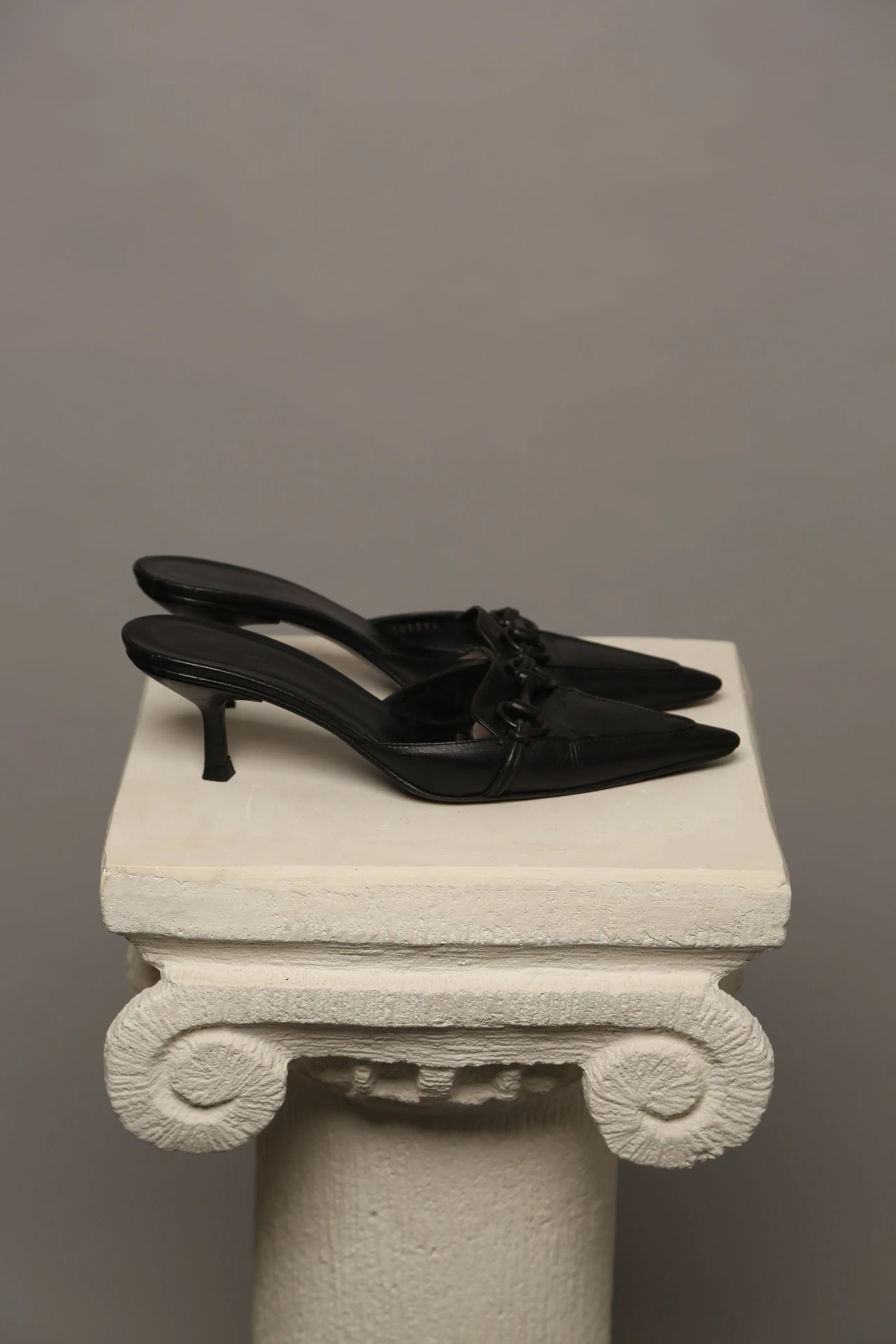 GUCCI Mules Black