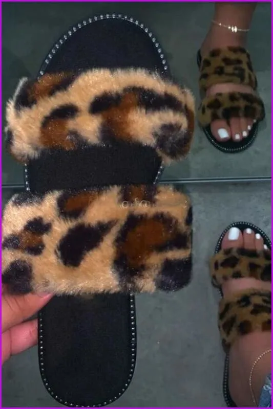 Pink Causal Fluffy Slides F454