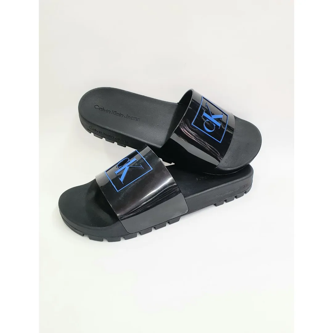 Ruck Slide Monogram Rubber